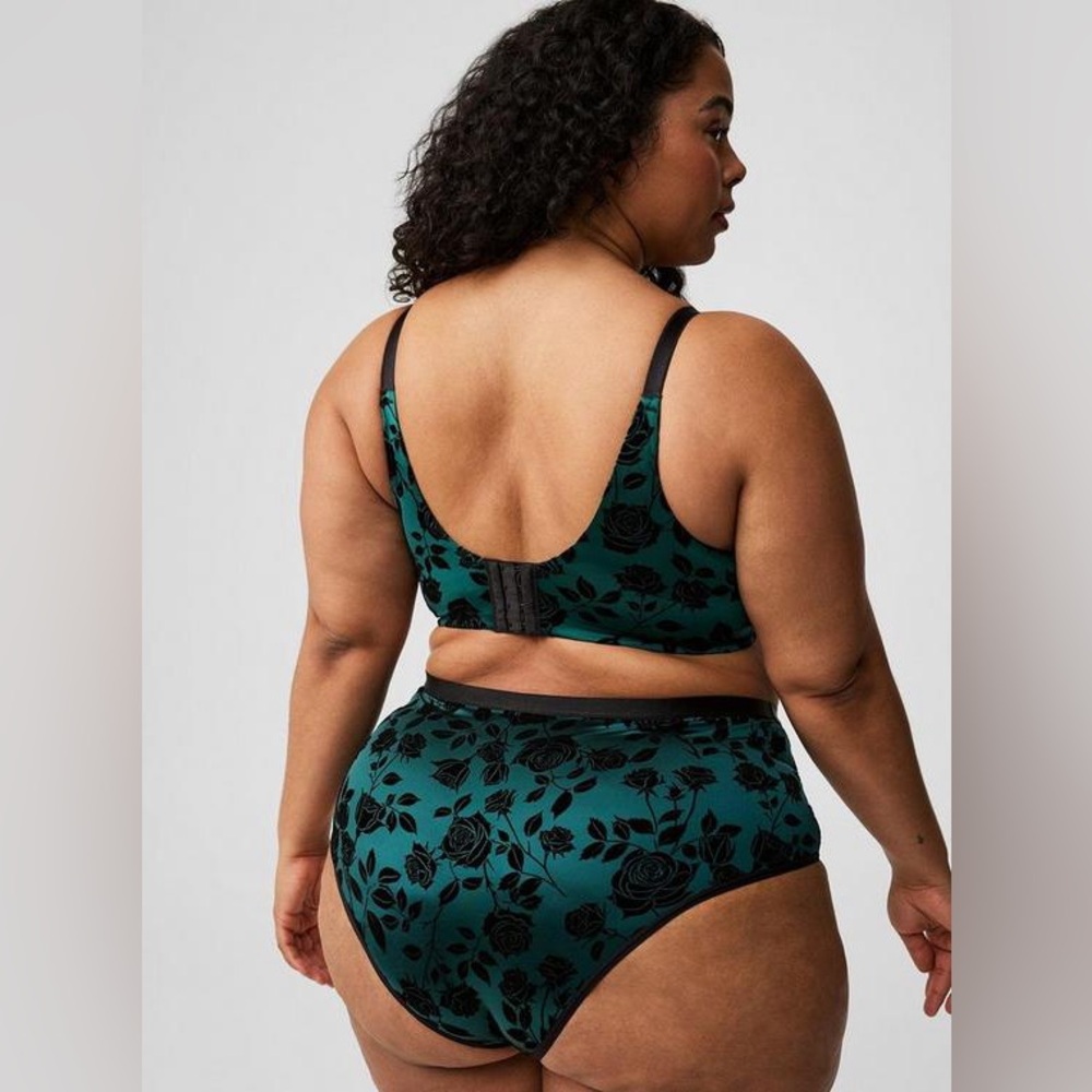 Torrid 42B Dream Wire Free Push-up bra NWT - Picture 2 of 5